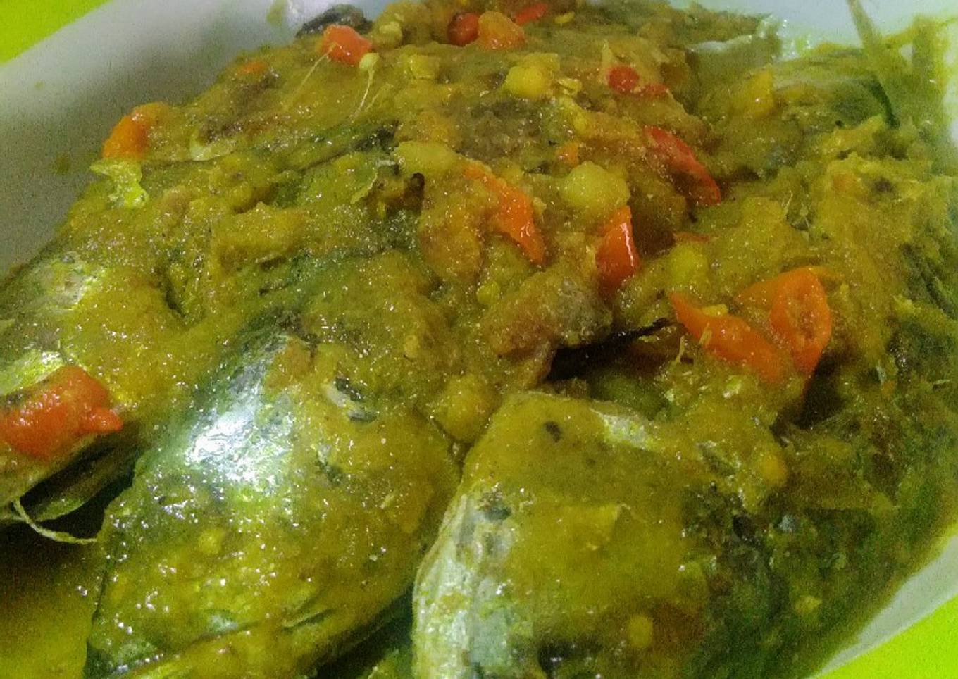 Ikan Goreng Bumbu Kuning