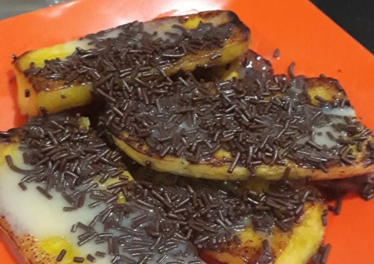 Pisang tanduk bakar