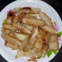 A picture of Fried yam with egg.