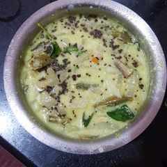A picture of Avial.