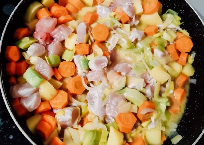 Poêlée de légumes et poulet de Elodie GOSSET - Cookpad