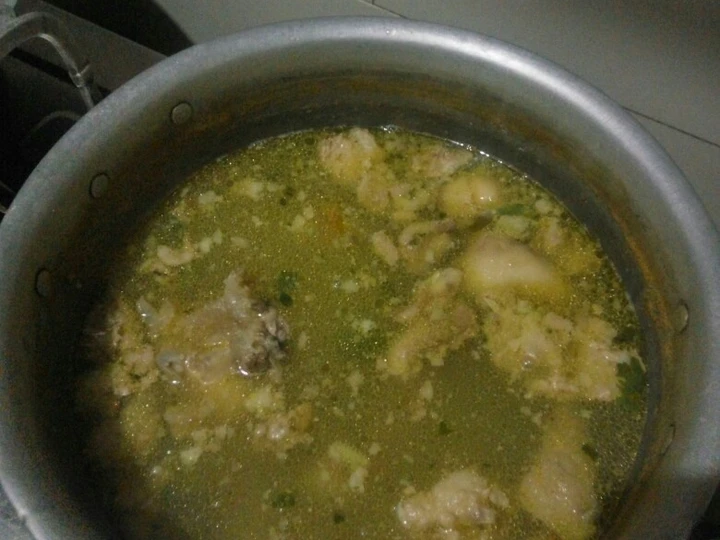 Cara Mudah Membuat Resep Sup tulang sapi yang Enak Banget Anti Ribet, Mantap