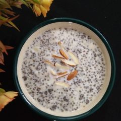 A picture of Chia pudding.