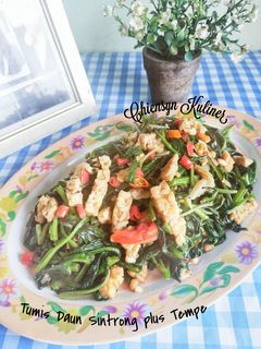 Foto resep Tumis Daun Sintrong plus Tempe