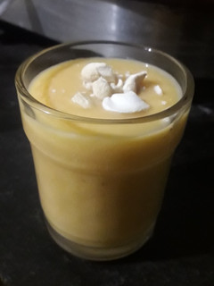 પપૈયા બનાના સ્મૂધી (Papaya Banana Smoothie Recipe in Gujarati) રેસીપી મુખ્ય ફોટો
