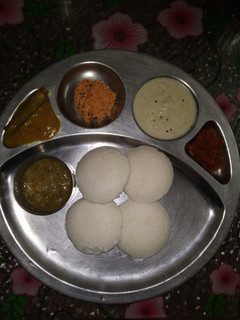 இட்லி காரச் சட்னி செய்முறை முக்கிய புகைப்படம்
