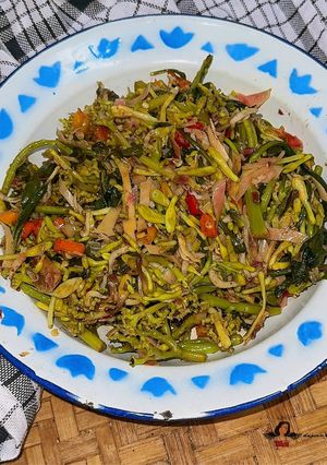 Foto resep Tumis Sayur Daun Gingseng Bunga Pepaya Kecombrang