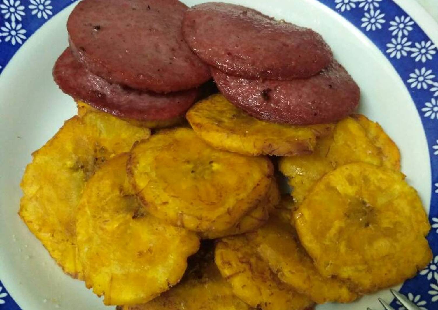 Frito con salami Receta de Katherinesosamatos Cookpad