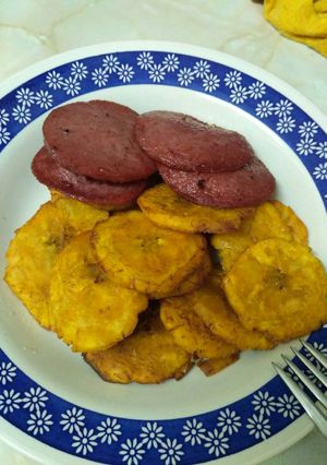 Una foto de Frito con salami