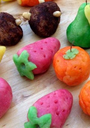 Una foto de Frutas de mazapán