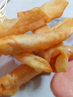 Una foto de Deditos de salchicha ó queso mozzarella