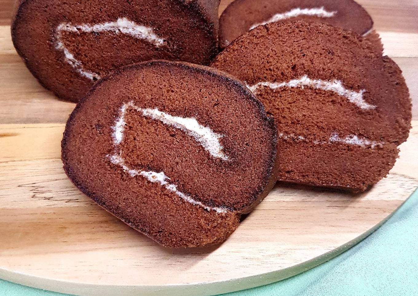 Bolu Gulung Coklat Tiramisu