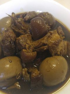 Foto resep Braised pork belly with egg