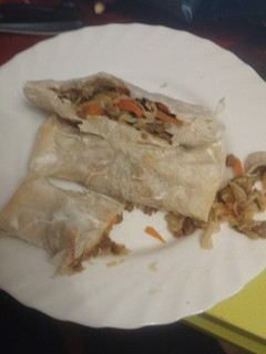 Una foto de Rollitos de primavera veganos