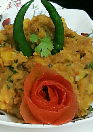A picture of Brinjal potato chokha.