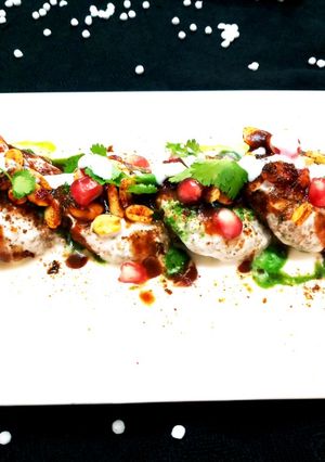 A picture of Sabudana Tikki Chat.