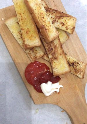 Foto resep Simple Garlic Bread