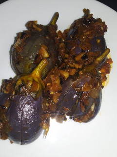 வடகொரிய கத்தரி மசாலா(North Korean steamed spicy brinjal) செய்முறை முக்கிய புகைப்படம்