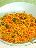 Fokhagymás chilis spagetti