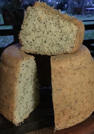 Una foto de Budín de Limón con semillas de Amapola🍋