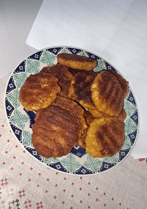 Una foto de Hamburguesas de carne picada de pollo