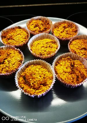 Diétás muffin liszt és vaj nélkül ! Almával,🍏és sárgarépával 🥕 recept fotója
