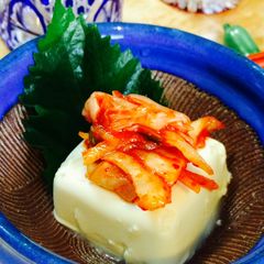 A picture of Kimchi tofu (kimuchi tofu).