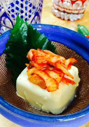 A picture of Kimchi tofu (kimuchi tofu).