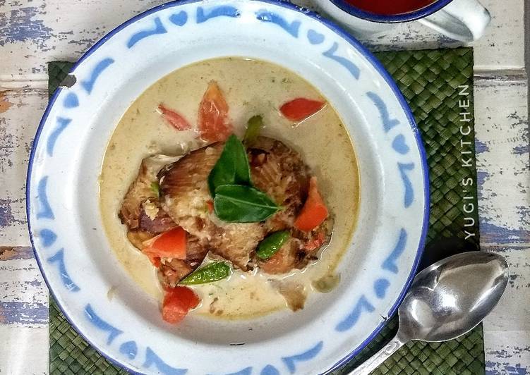 Resep Mangut Ikan Pari Asap Yang Enak