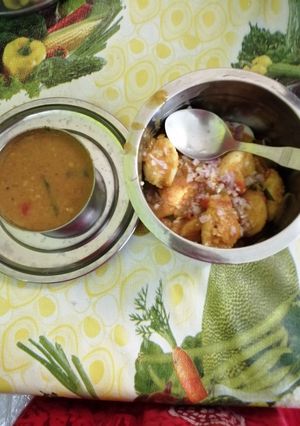 மினி சாம்பார் இட்லி (MIni sambar idli recipe in tamil) செய்முறை முக்கிய புகைப்படம்