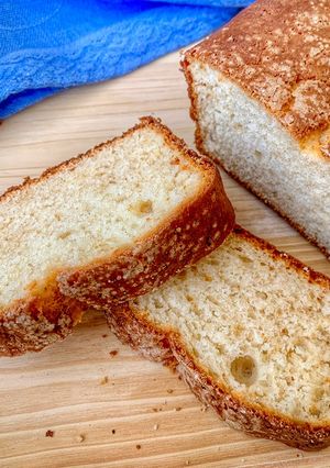 Foto di Plumcake alla crescenza - senza lattosio e senza grassi aggiunti