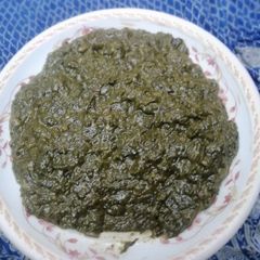 A picture of Sarso ka saag.