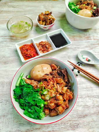 Resep Mie ayam kecap jamur Kekinian