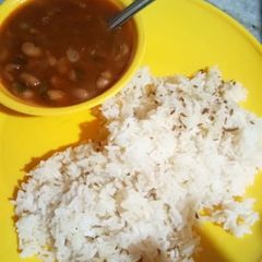 A picture of Rajma rice.