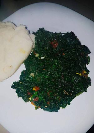 A picture of Ugali with miroo.