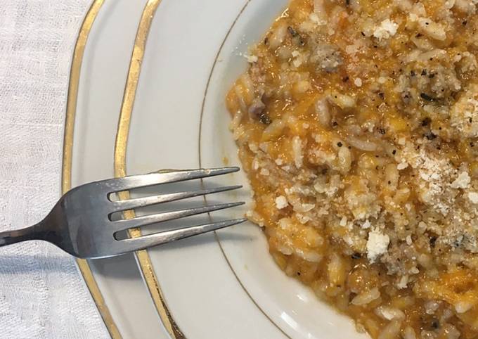 Come a Preparare Ultimate Risotto con zucca e salsiccia