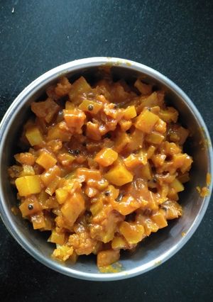 ફલાવર બટાકા નું શાક (Flower Bataka Shak Recipe In Gujarati) રેસીપી મુખ્ય ફોટો