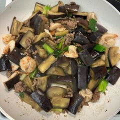 A picture of Chinese-style Eggplant Stir-Fry with Pork and Shrimp.