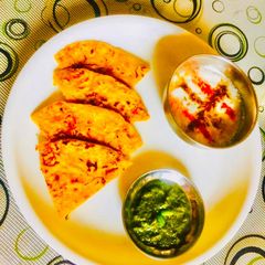 A picture of Cauliflower Stuffed Paratha.