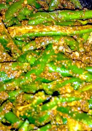 A picture of Instant Chatapati Masala Mirch pickle.