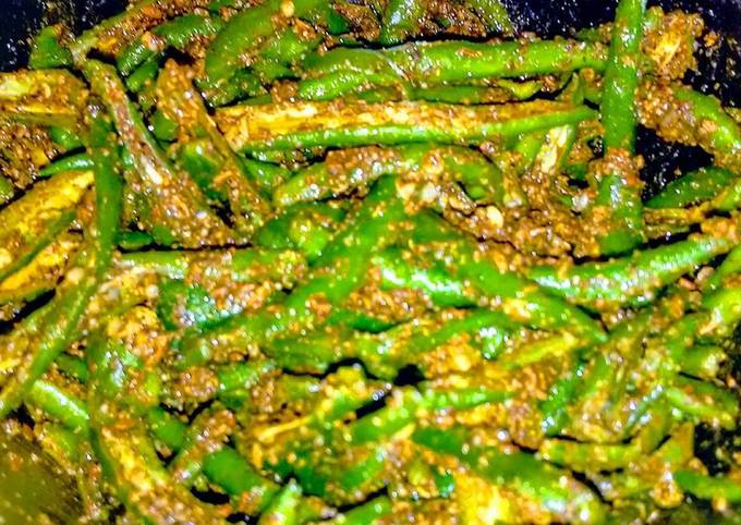 Instant Chatapati Masala Mirch pickle