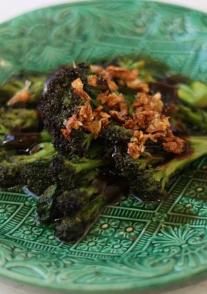 A picture of Purple sprouting broccoli in oyster sauce 🥦.