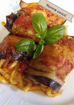 Foto di Involtini di melanzane con tonnarelli alla Sorrentina
