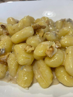 Foto di Gnocchi con Gorgonzola e Noci