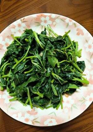 鵝油香蔥拌地瓜葉（快速上菜） 的食譜成品照片