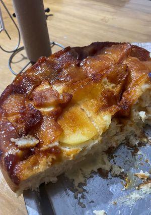 Una foto de Torta invertida de manzana