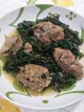 Carne con cicorie selvatiche