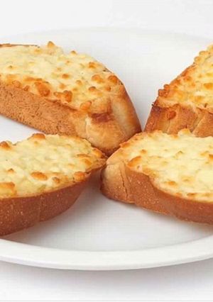 صورة لوصفة الصمون بالثوم و الجبن😍😘❤️👌🏻👍🏻🥖