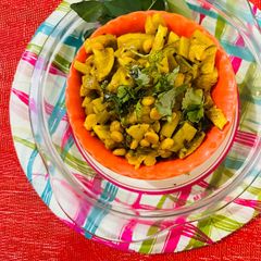 A picture of Bottle Gourd Chana Dal.