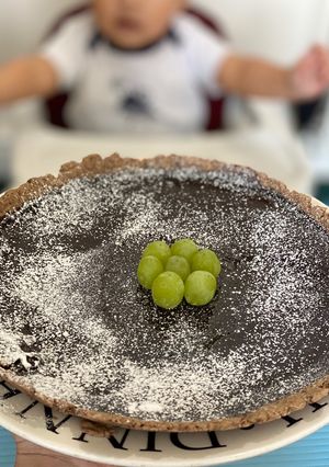 A picture of (No Bake) Chocolate Pie.